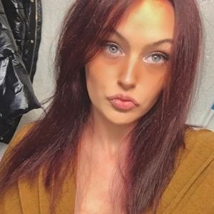 Meet your Posher, Alyah